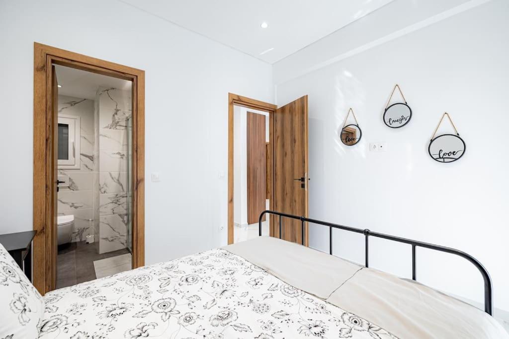 Spacious And Modern Flat At Koukaki, Near Acropolis Athens Ngoại thất bức ảnh